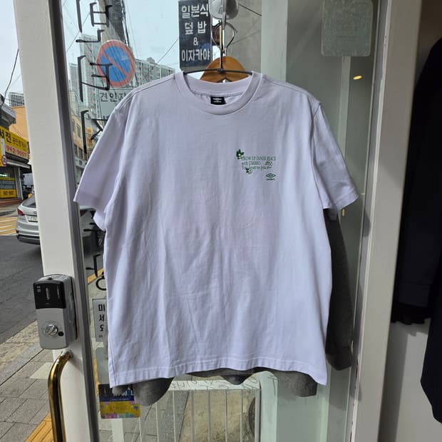 엄브로 이너피스 스토리 반팔 티셔츠 화이트-90