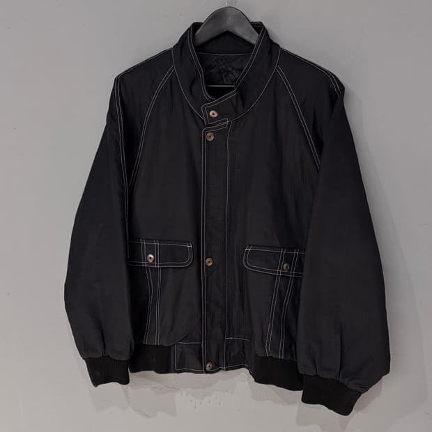 Piroblanca 스티치 디테일 자켓 