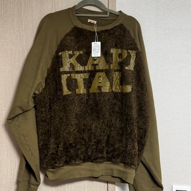 캐피탈 플리스 맨투맨 새상품