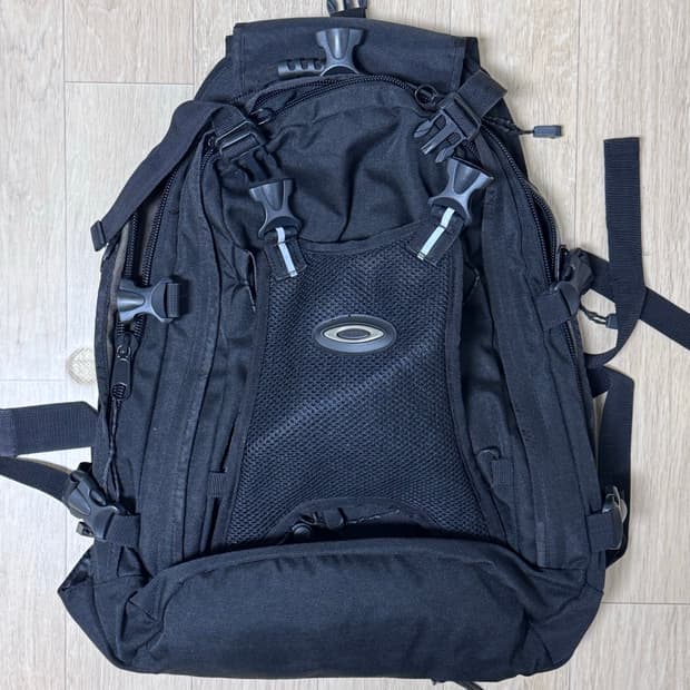 오클리 00s 소프트웨어 백팩