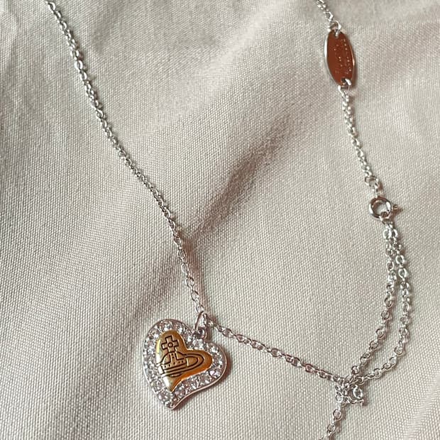 비비안웨스트우드 빈티지 골드 하트 펜던트