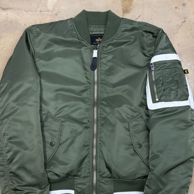 S 알파인더스트리 X 무신사 카키 ma-1 항공 자켓