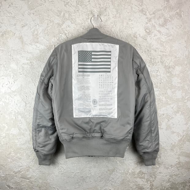 알파 인더스트리