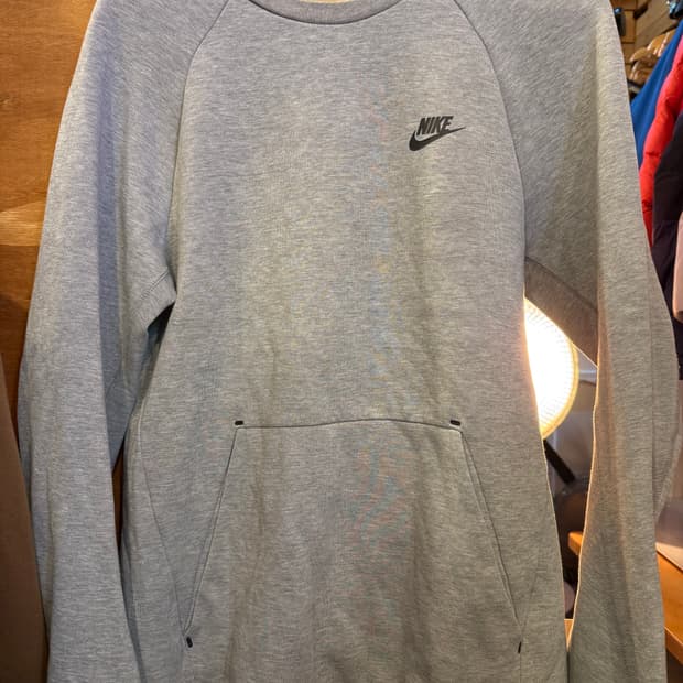 나이키 그레이 맨투맨