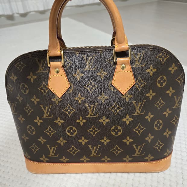 루이비통 알마 MM / 정품/ 급처 / 가격 낮춤