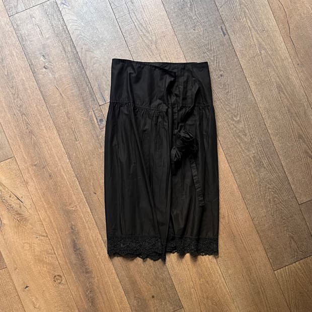 Shirring Wrap Lace Skirt