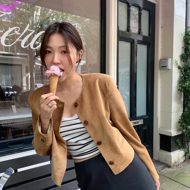 타낫 haag 크롭 스웨이드 자켓