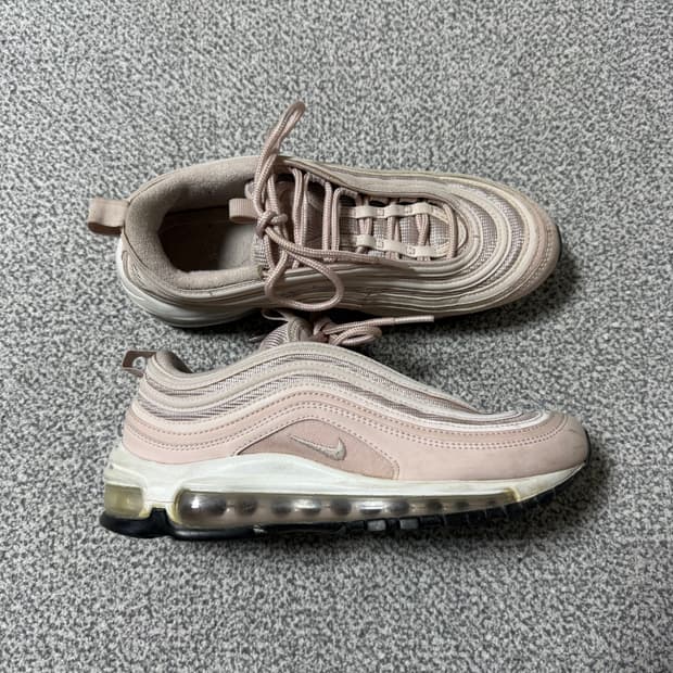 [정가 24만원] 나이키 에어맥스 97 베얼리 로즈 235