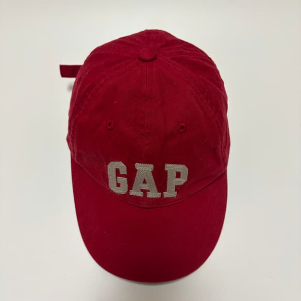 GAP 갭 볼캡 레드