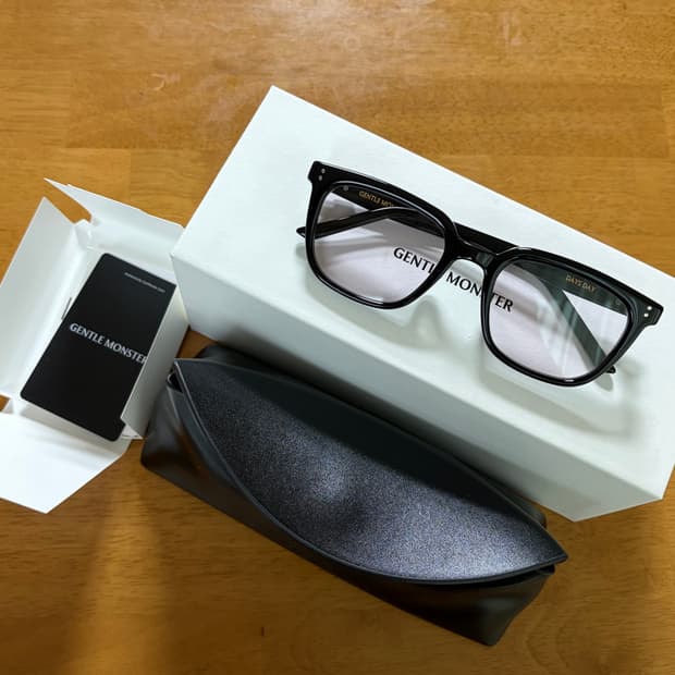 젠틀몬스터 데이즈데이 블랙/퍼플