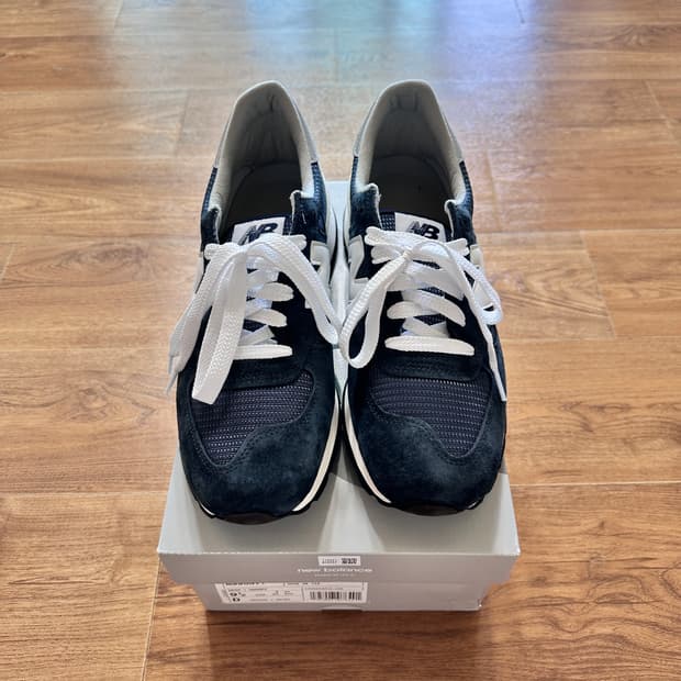 뉴발란스 990V1 네이비