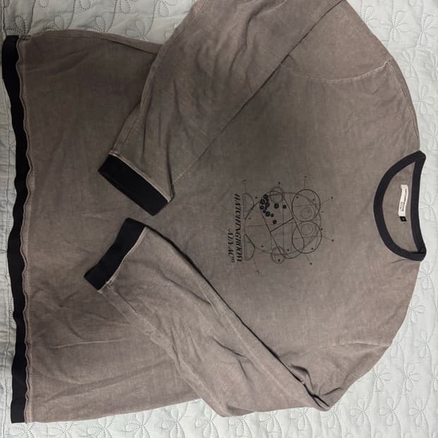 해칭룸 롱슬리브