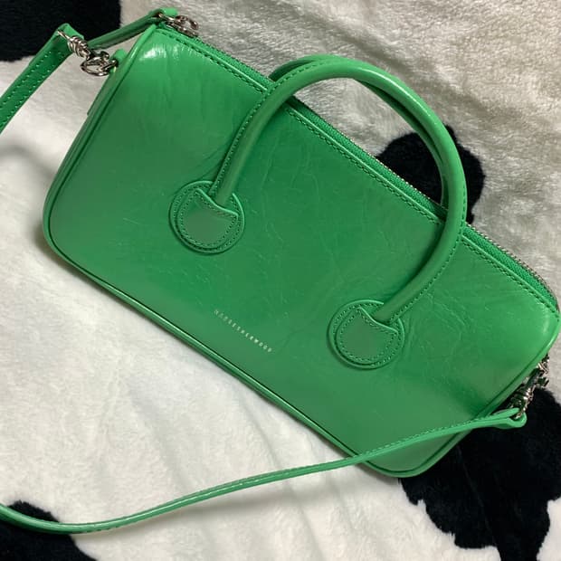 마지셔우드 지퍼스몰 숄더백 그린