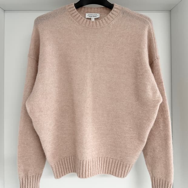 [앤아더스토리즈] 여성  모헤어 니트