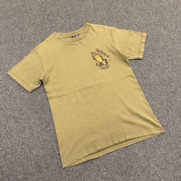 OS) 산타 크루즈 빈티지 pray for me 프린팅 반팔 티셔츠