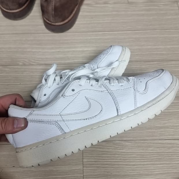 나이키 에어 조던 1 로우 올백 흰색(275)