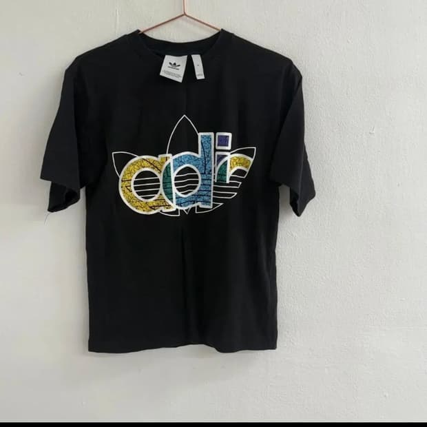 아디다스 멀티컬러 트레포일 티셔츠 XS