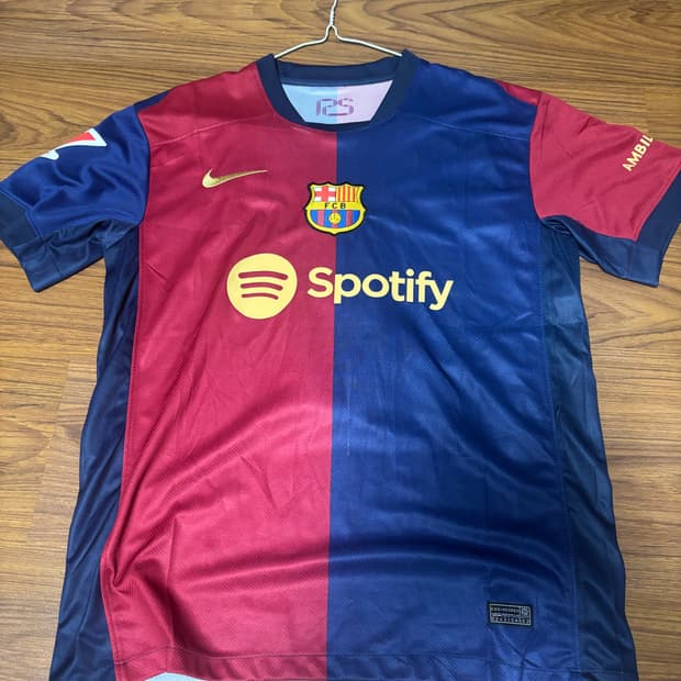 2425 바르셀로나 레반 유니폼