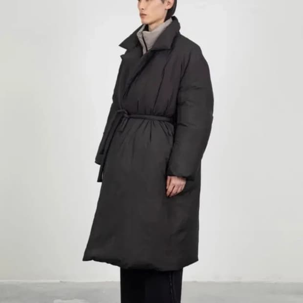 아모멘토 다운 푸퍼 롱코트 패딩