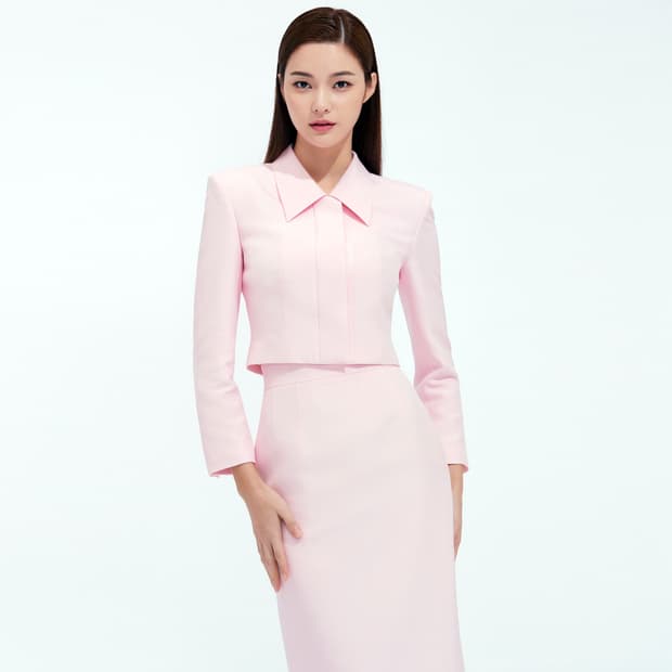 아보아보(avou avou) 울 실크 셋업 55 (크롭자켓+스커트)