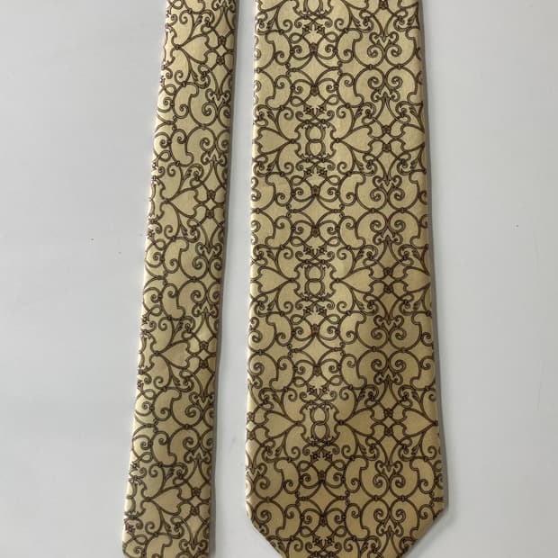 입생로랑 넥타이