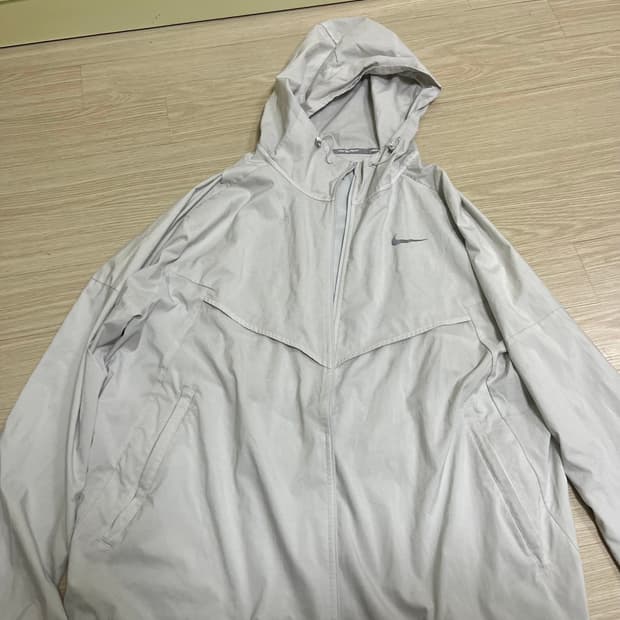 나이키 러닝 바람막이 화이트 xxl