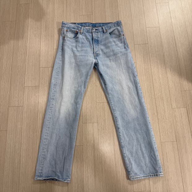 LEVI’S 501 34X32