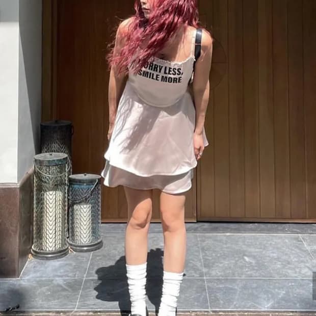 새상품) 유희 레터링 새틴 플레어 미니드레스 원피스 아이보리