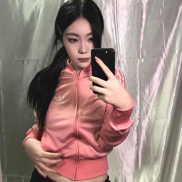 아디다스 핑크 한정 져지