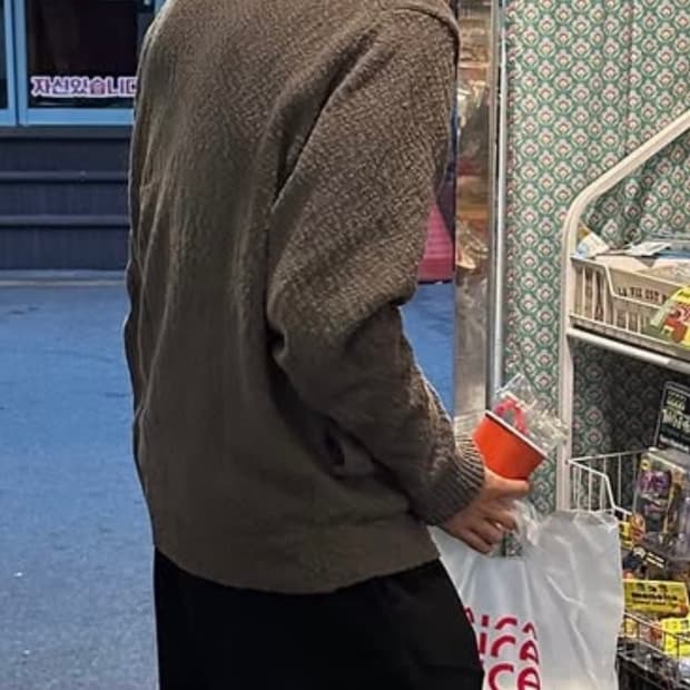 24fw Stoneisland knit cardigan