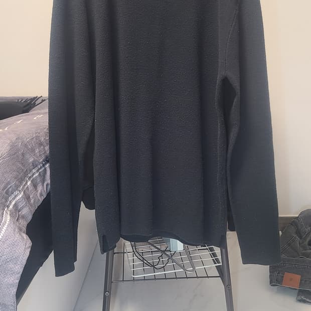 코디갤러리 니트 판매해요