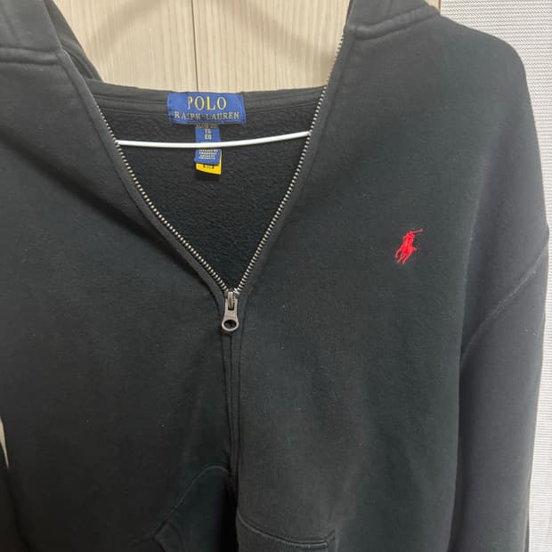 폴로 후드집업