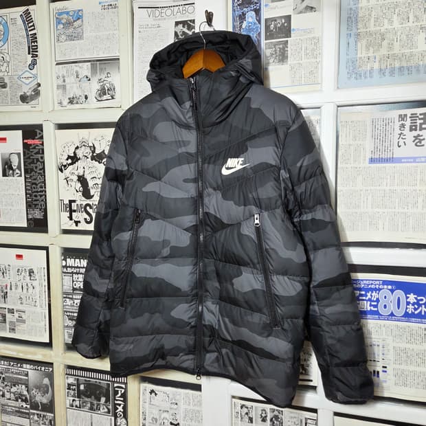 나이키 윈드러너 다운필 그레이 카모 패딩