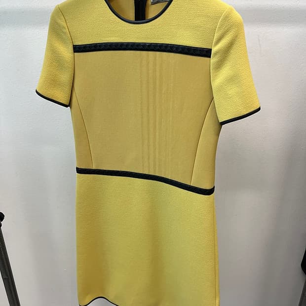 여) 보테가베네타 머스타드 원피스 