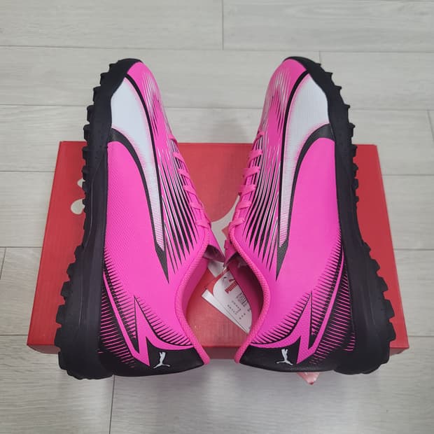 (250)푸마 풋살화 울트라 플레이 TT[대전 직거래도 가능]