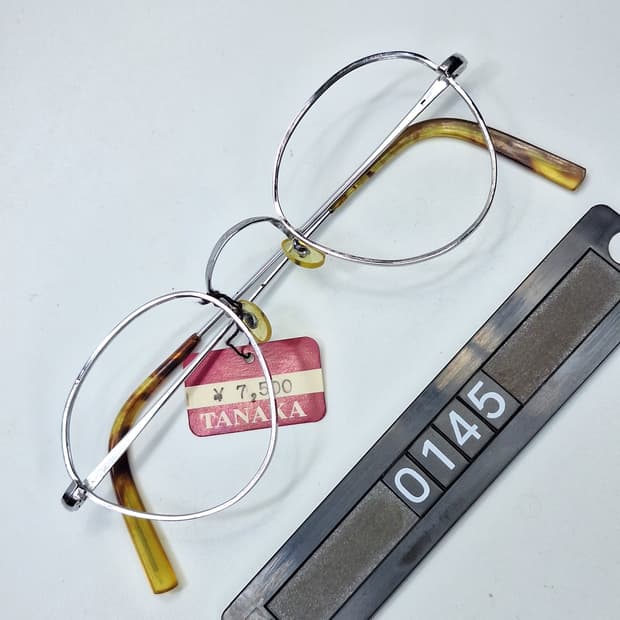 80s 일본제 빈티지 데드스톡 미사용/역삼각형 판토형 안경테 클래식