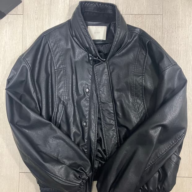 라퍼지스토어 레더 점퍼 L (후드연출가능)