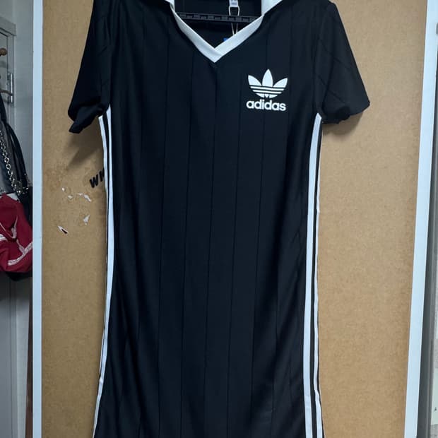 아디다스 핀스트라이프 드레스