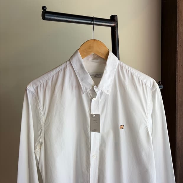 16691 - 메종키츠네 화이트 폭스헤드 셔츠