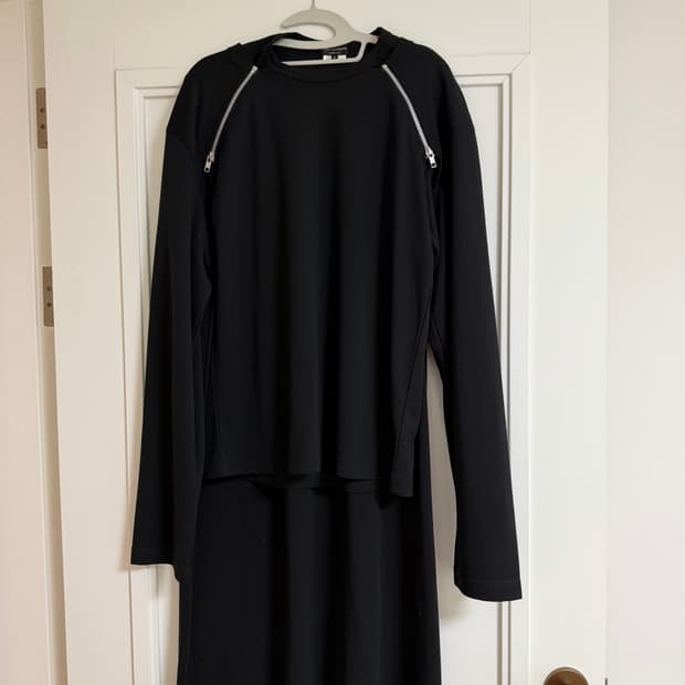 꼼데가르송 옴므플러스 지퍼 포인트 티 M