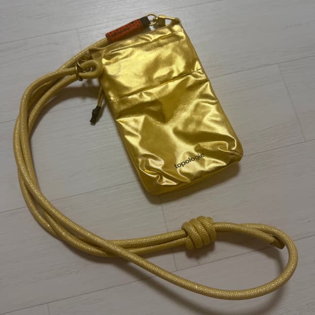 토폴로지 폰 사코슈백 Phone Sacoche