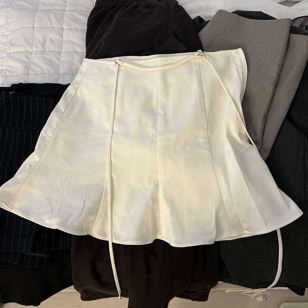 스푸닝 글로니 미니 스트링 스커트