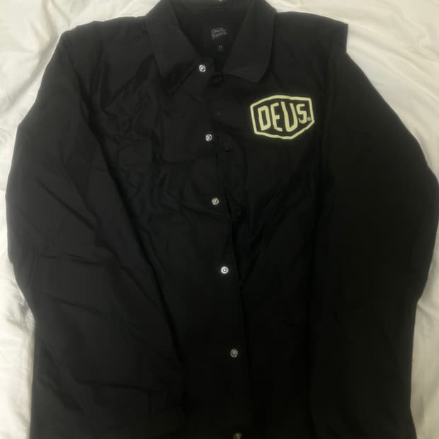 데우스 자켓