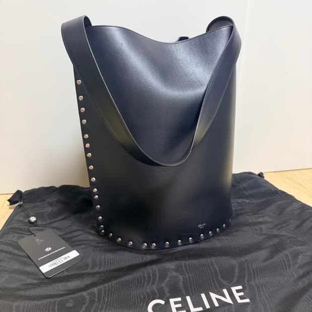 Old Celine 정품 라지 버킷백 올드 셀린느 피비파일로 스터드 백