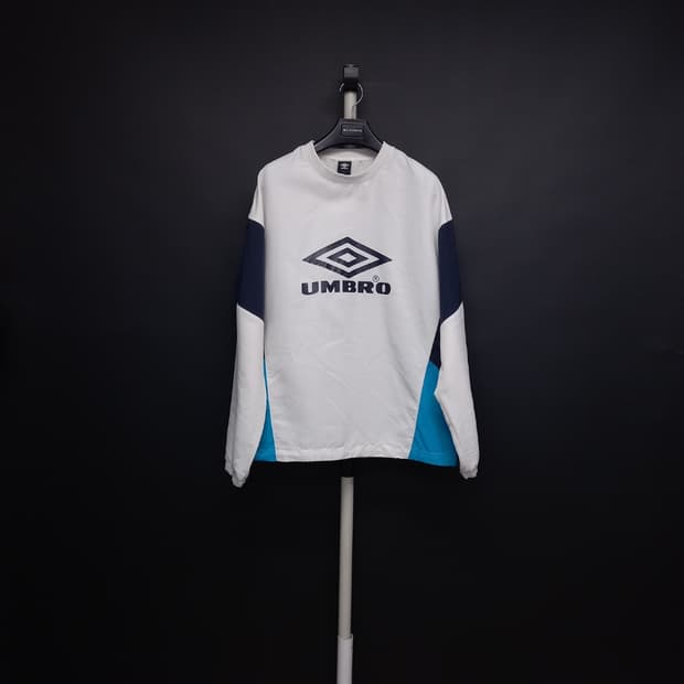 엄브로 춘추 남성 바람막이 95.100