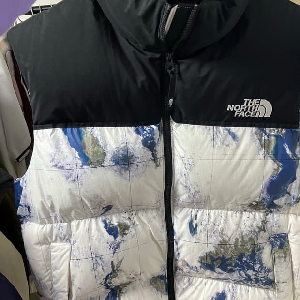 노스페이스 지구 패딩조끼 xxl