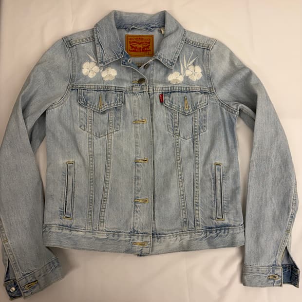 [S] 리바이스 플라워 자수 연청 데님 청자켓
