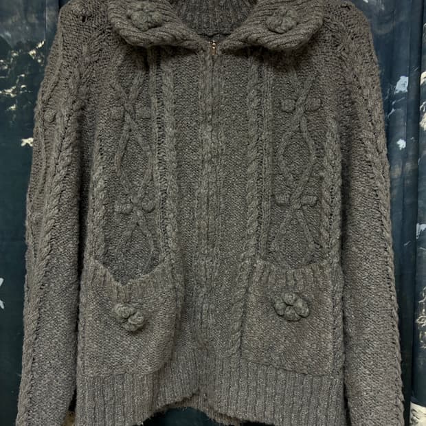 허그유어스킨 팝콘 니트 집업