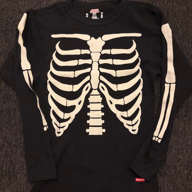 슈프림 헤인즈 본즈 써멀 크루넥 M