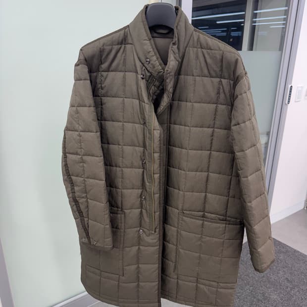 유니클로 U 누빔 코트 L